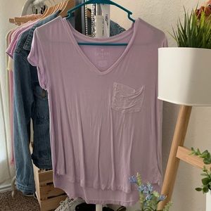 AMERICAN EAGLE SOFT AND SEXY POCKET V NECK TEE